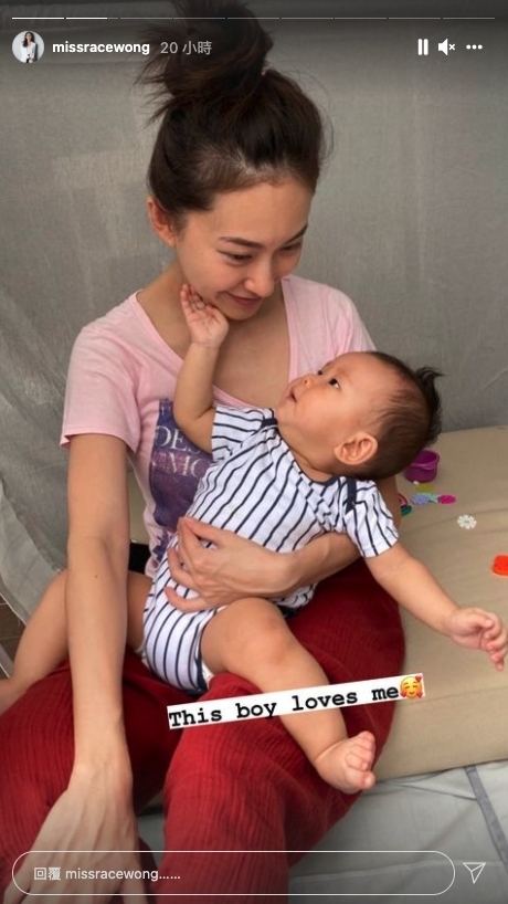 黃婉佩Race不時喺IG晒素顏照,唔化妝仍睇得出皮膚緊緻滑溜!