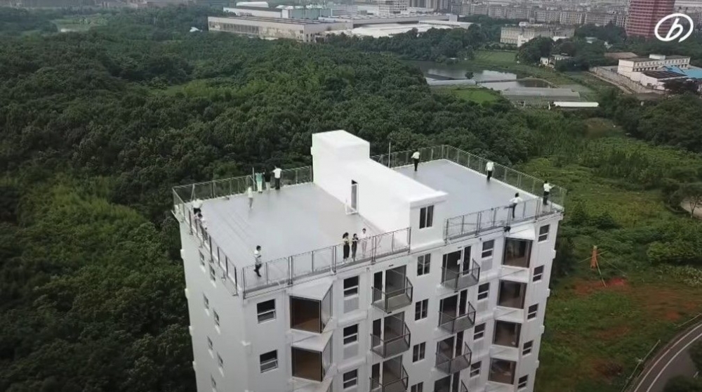 整棟大樓只係花費28小時45分鐘就完成建築!
