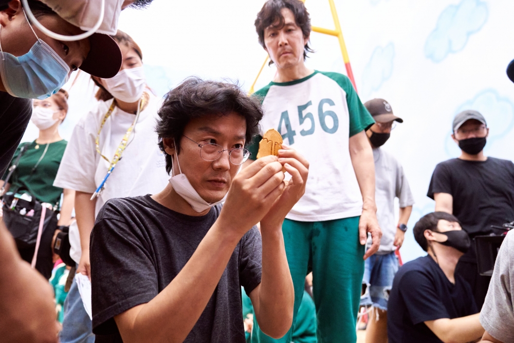 《魷魚遊戲》原本暫無開拍續集,但導演突然改變主意曝第二季計劃。