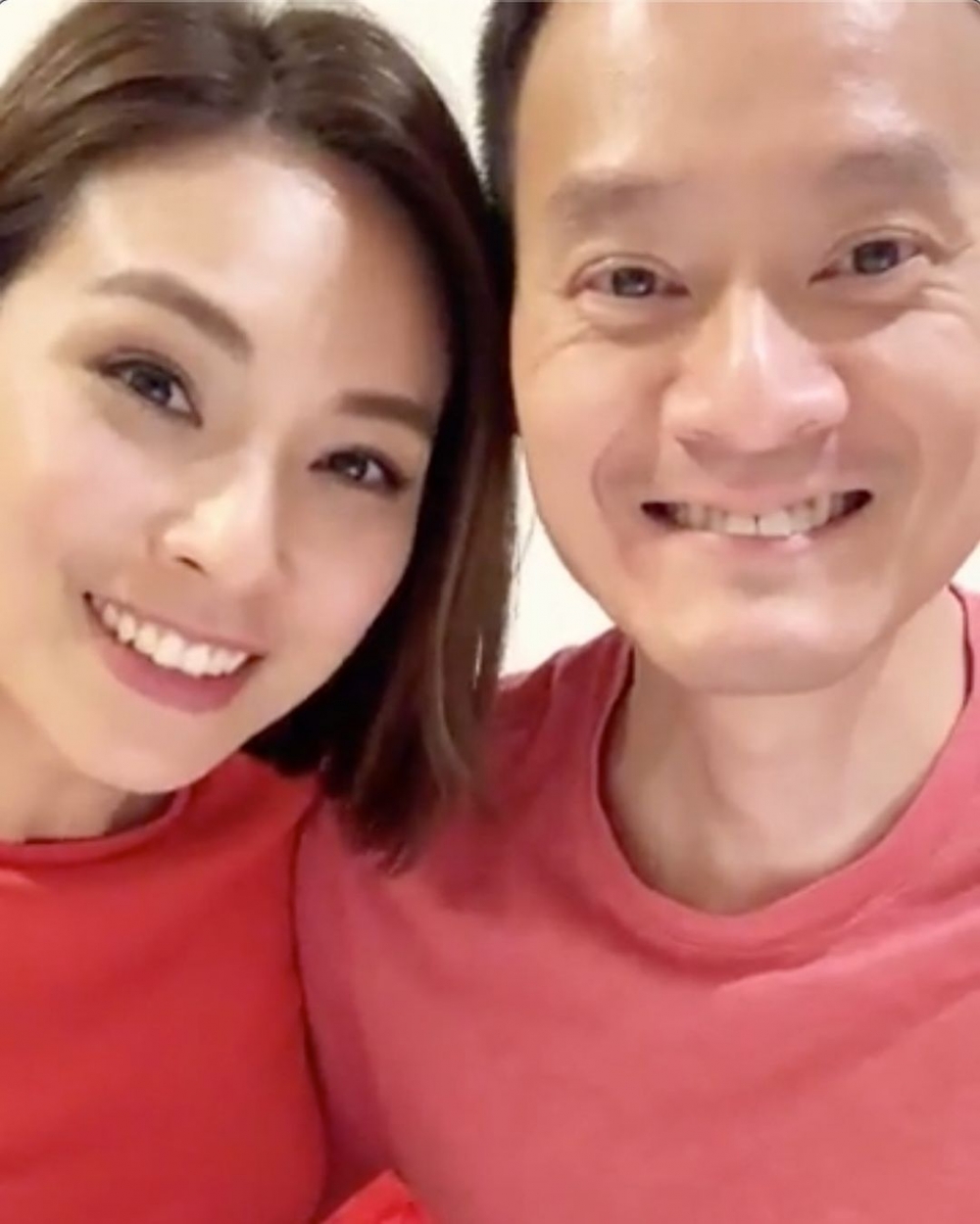 朱慧敏婚後與老公十分甜蜜,大讚老公口才了得嘅佢更以夫婦檔出席公開活動添!