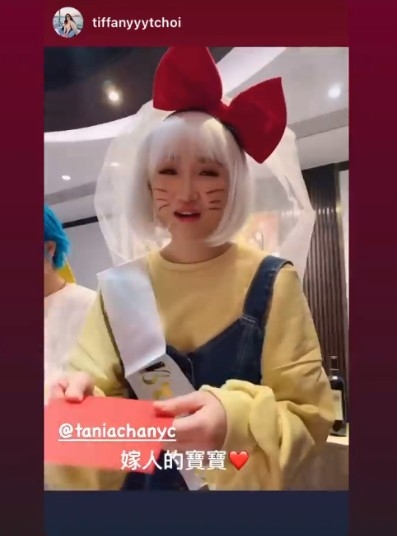 陳苑澄以Hello Kitty啟發造型慶祝生日兼大派喜帖