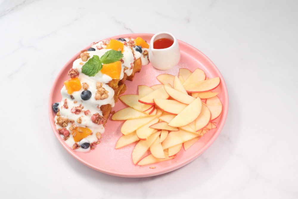 另外餐廳亦有供應不同菜式,如班尼迪蛋、All Day Breakfast、窩夫等。