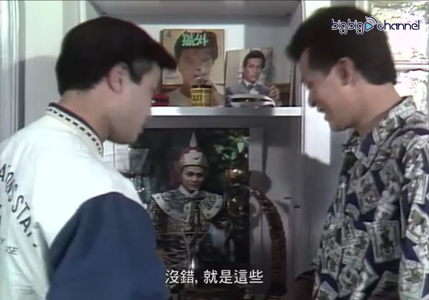 睡房內放有充滿回憶嘅飾櫃子