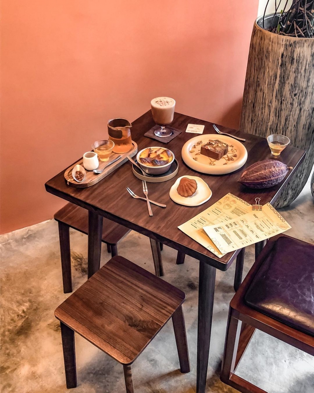 CHOKOHOOD製作出各款別具特色的朱古力飲品及甜品。