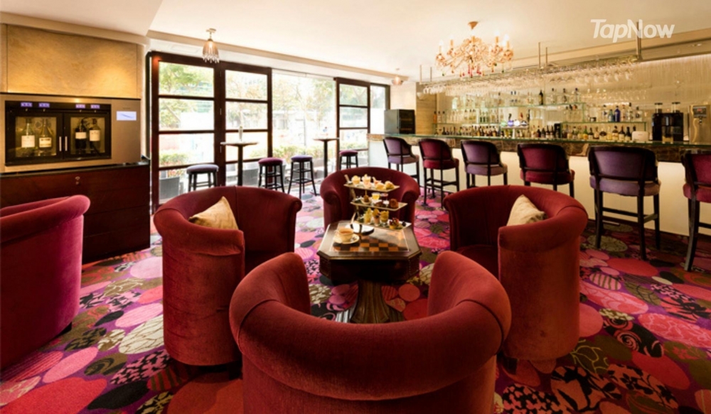 3種方案當中有2款可到酒店內嘅V bar & lounge享用下午茶套餐