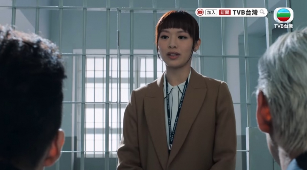 馮盈盈首度於《反黑路人甲》挑戰眉上瀏海嘅髮型!