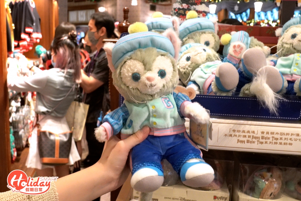 當中包括聖誕掛飾、家居用品、服裝、頭飾、迪士尼毛公仔都一應俱全。