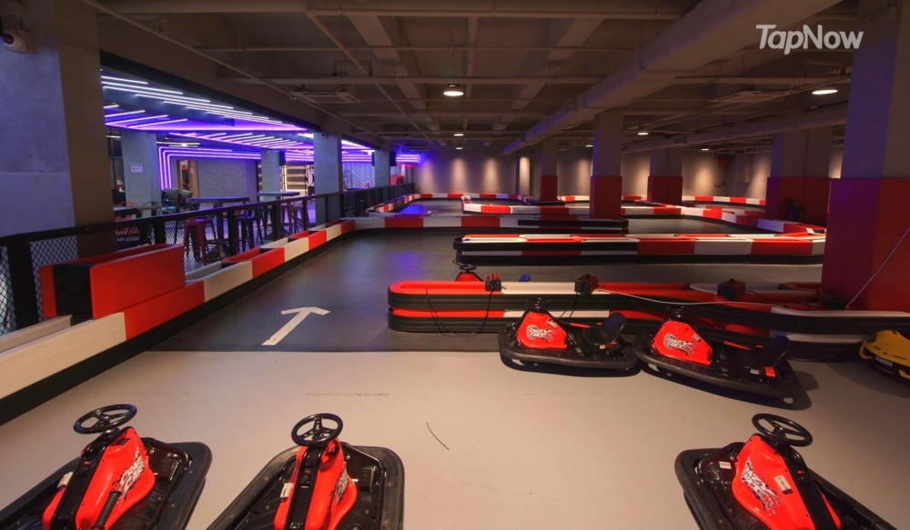 想玩飄移車嘅朋友可揀方案A或B~