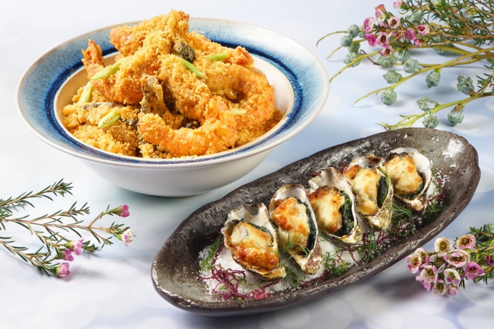 「鮮蠔‧虎蝦」自助晚餐-芝士味噌蟹膏焗廣島蠔、金沙虎蝦。