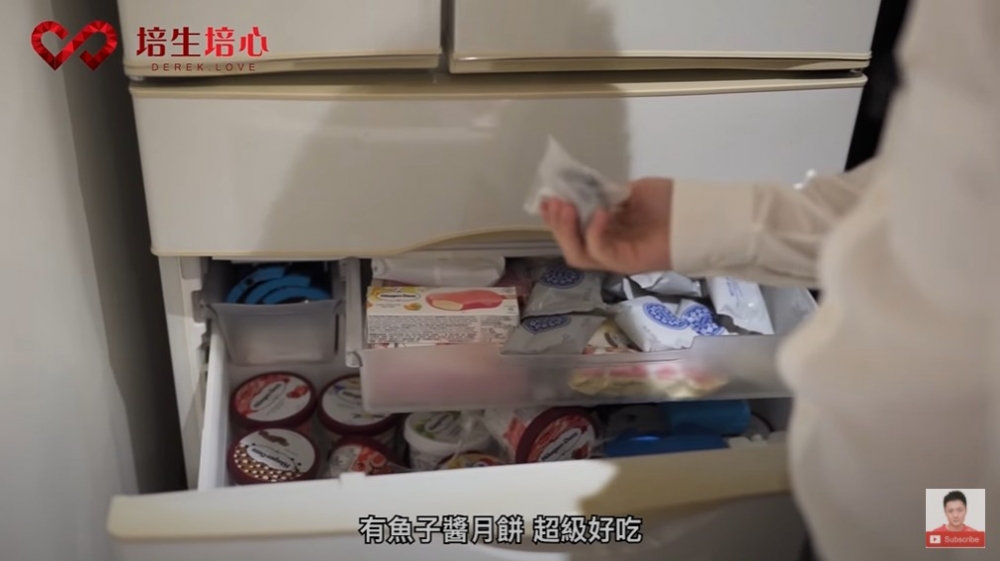 魚子醬月餅都有