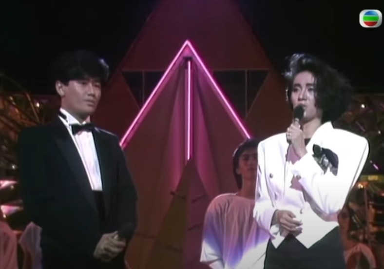 梅艷芳曾經同近藤真彥於「第五屆新秀歌唱大賽」表演!