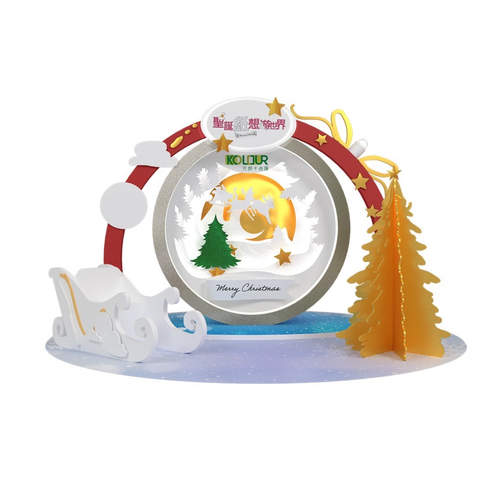 Marina首次為商場打造唯美的雪景打卡位,全部裝置皆由她親手剪紙而成!