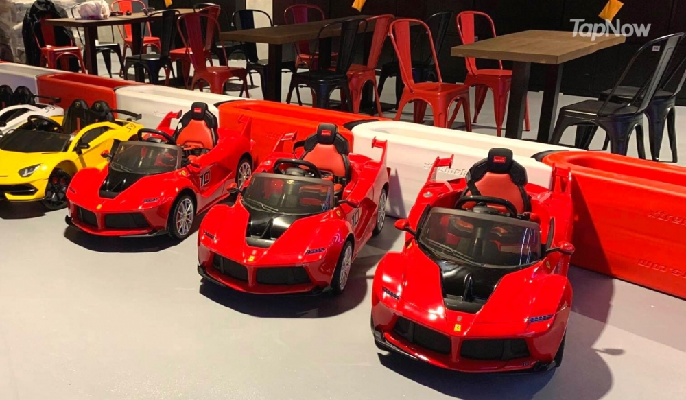 空間極大嘅18 Challenge Karting同時有齊玩樂飲食體驗！