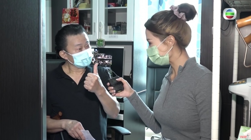 葉經理講返呢件事表示好感激當日嘅消防人員,更忍唔住落淚。