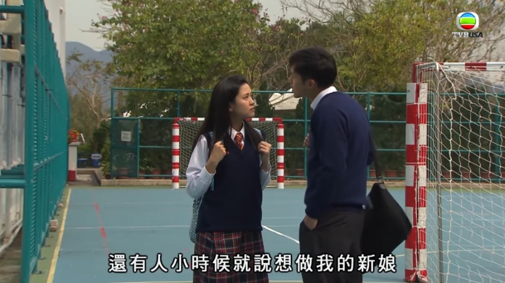 網民認為港媽堅持拆散兒子同女友關係,只會令母子關係更差!