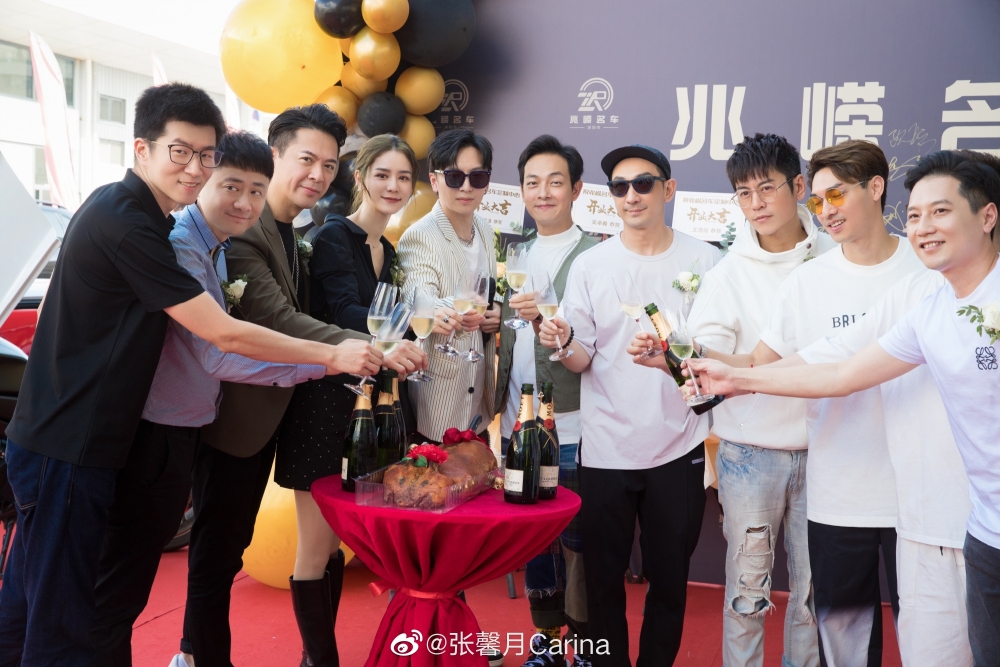 唔少藝人朋友亦有現身名車店開幕典禮表示支持。