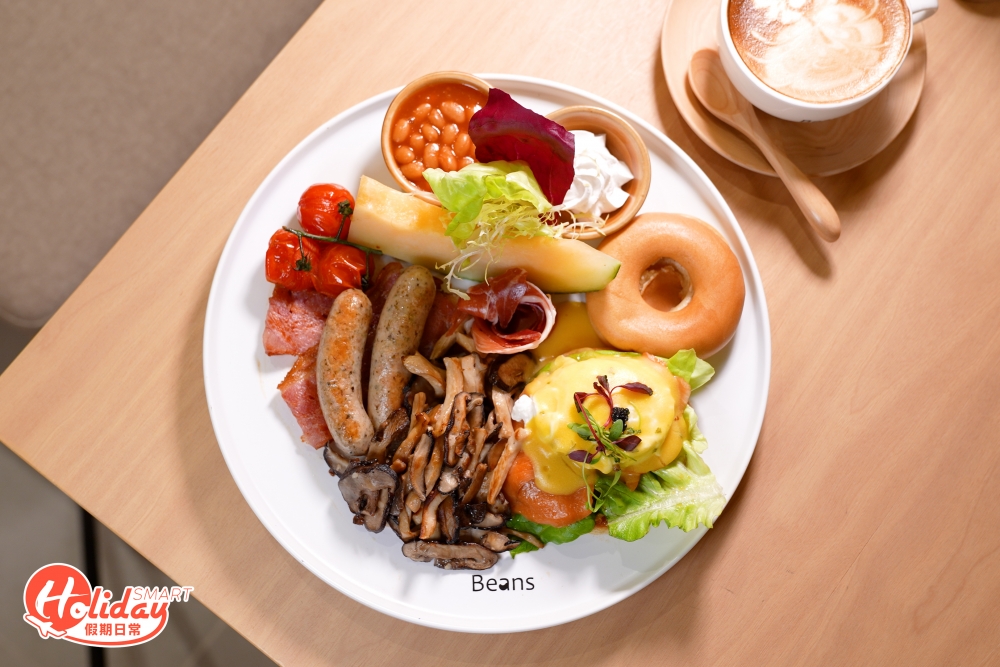 Beans之所以受歡迎，全因咖啡、All Day Breakfast、意粉、窩夫和甜品相當有水準。