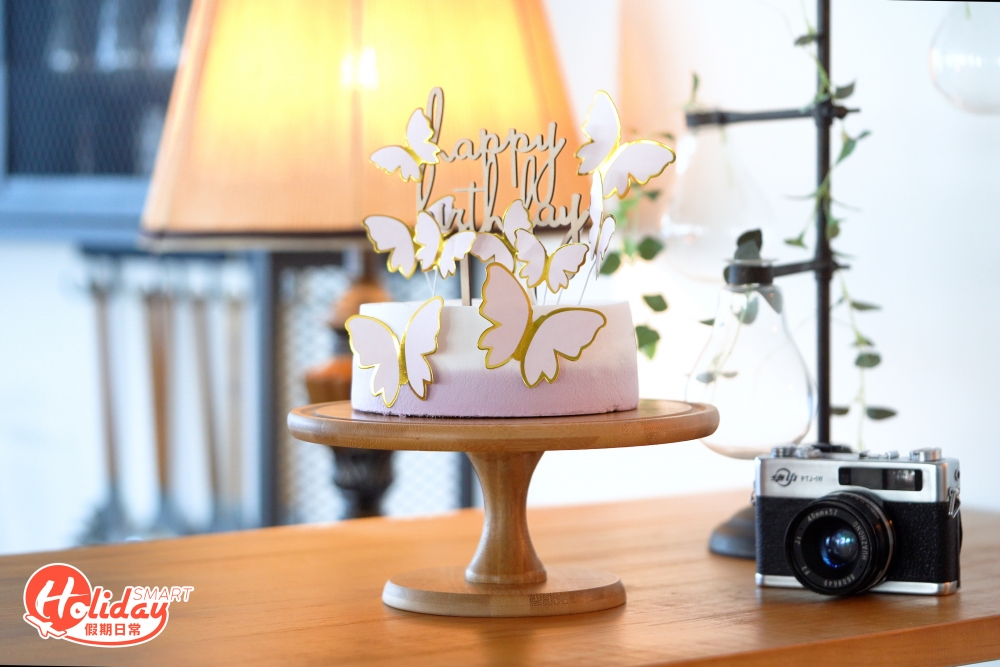 蛋糕款式相當豐富,包括結婚蛋糕、生日蛋糕、聖誕蛋糕等。