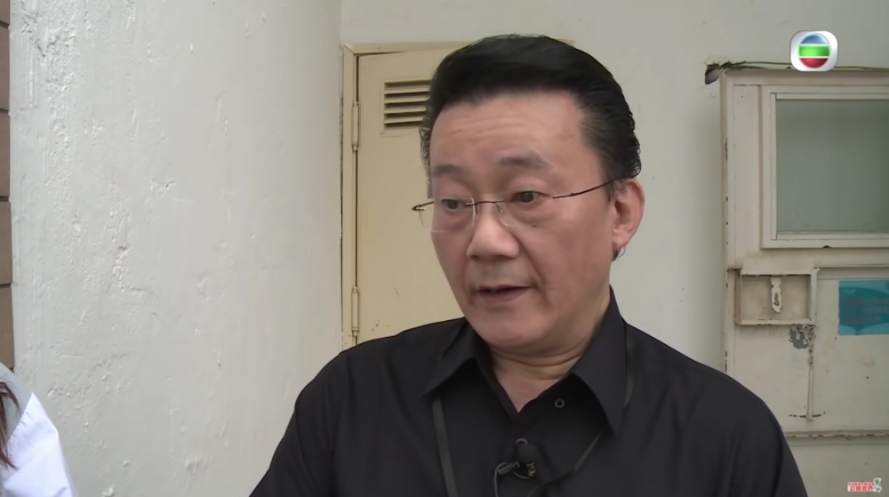 葉經理喺4年前因為屋苑嘅食水問題已經上過《東張西望》