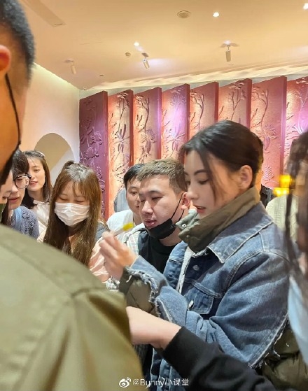 張柏芝現身內地一場所