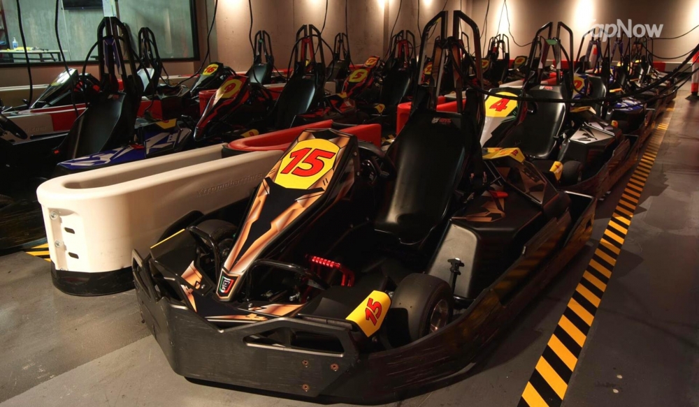 想體驗小型賽車嘅朋友可選方案C