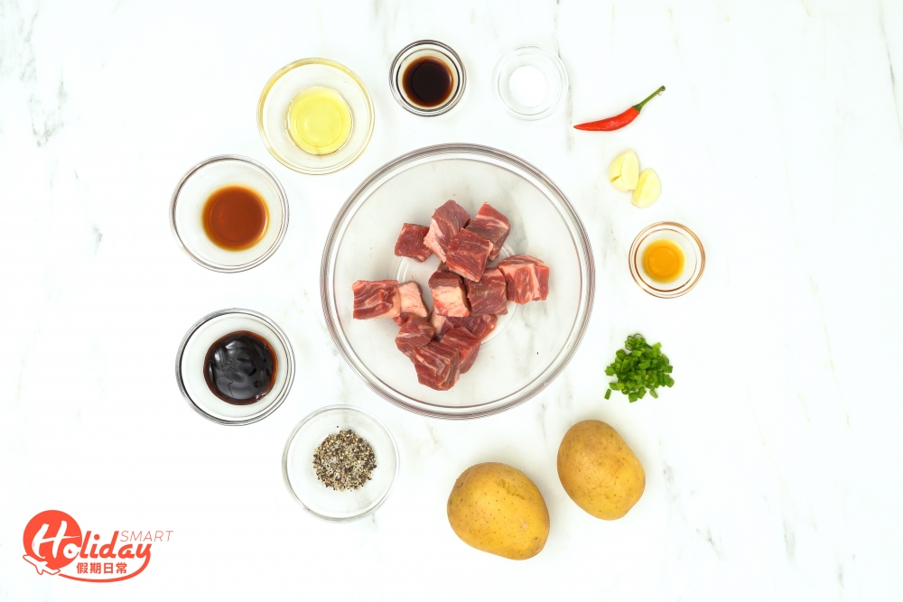黑椒薯仔牛柳粒材料