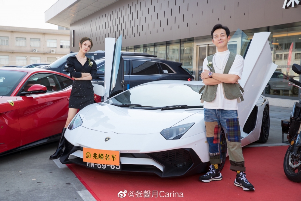 張馨月宣佈同梁競徽一齊投資名車店!