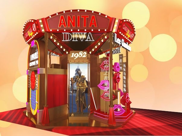 1982年：梅艷芳在利舞臺穿上黃金戰衣，以徐小鳳《風的季節》參加新秀歌唱比賽奪冠。