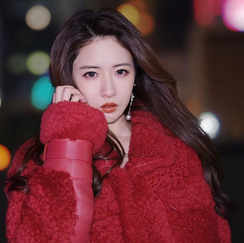 菊梓喬最新嘅歌曲係《星空下的仁醫》片尾曲《我會害怕》,但原來歌曲已經係一年前錄好,仲係星夢前CEO何哲圖離巢前幫佢揀。