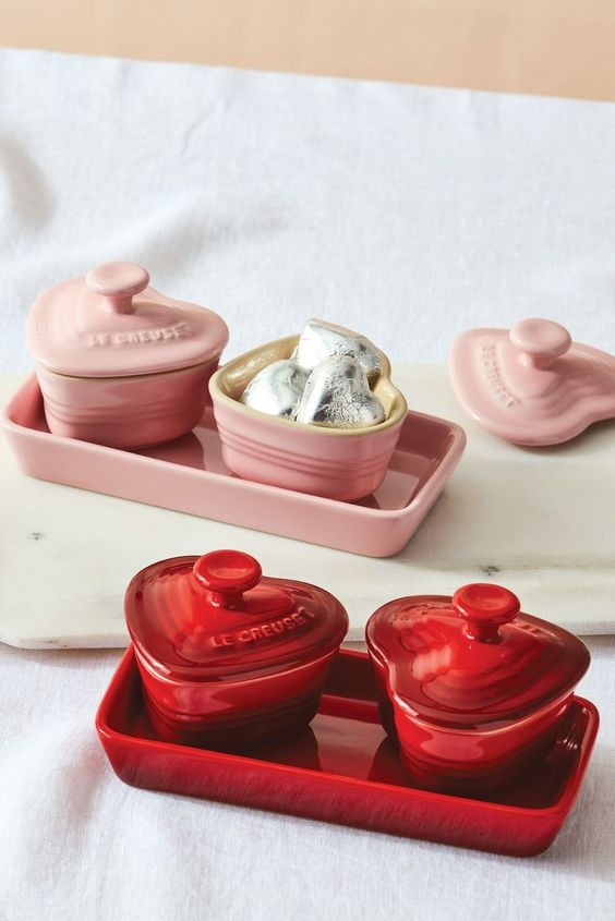 Le Creuset 陶瓷心形鍋連蓋