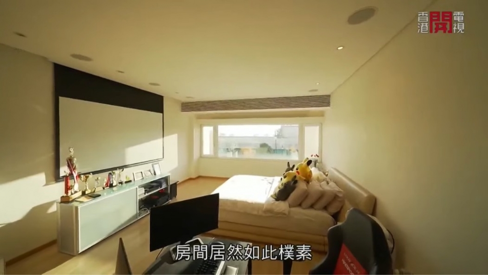 鍾培生睡房出奇地樸素