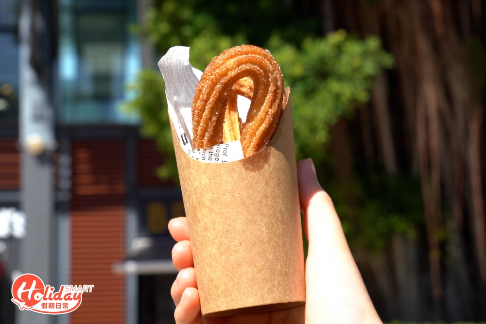 Churros脆卜卜,表面還灑上大量肉桂糖,香氣十足。