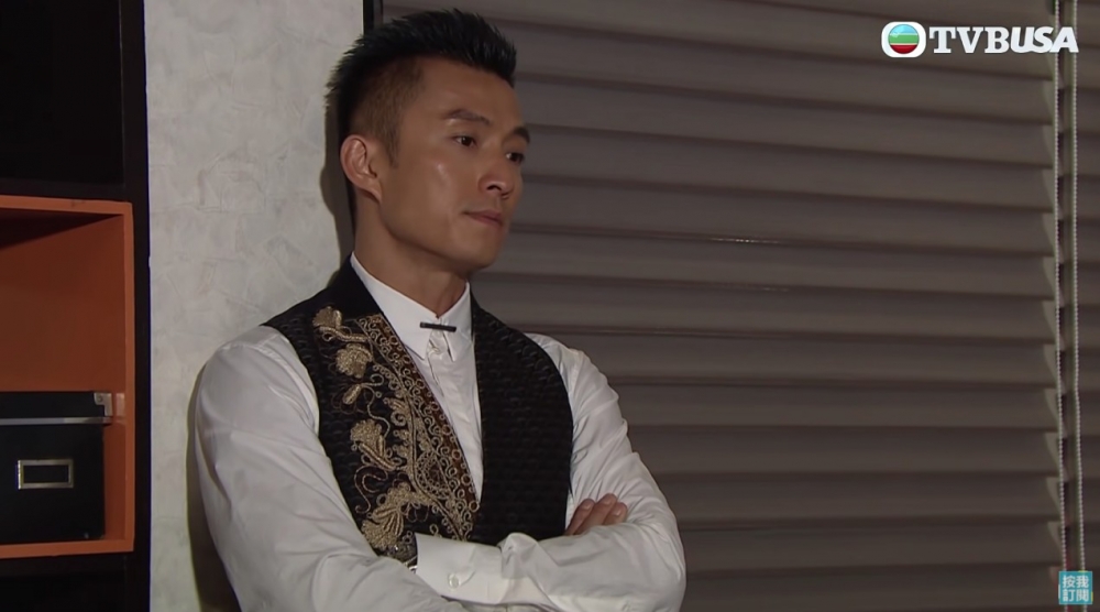 目前呢個post已有近2,000個負皮,網民直指樓主好介意人哋睇法但理解能力又低