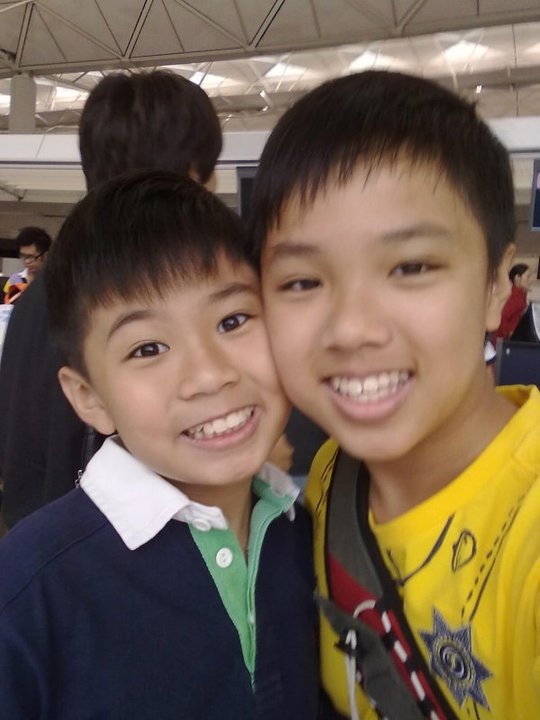 Jacky仔嘅哥哥王秉熹都係童星嚟