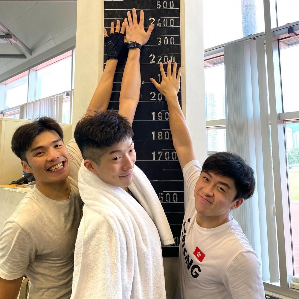 吳諾弘2021年代表香港出戰東京奧運花劍團體賽，其亮眼表演獲讚係港隊明日之星！