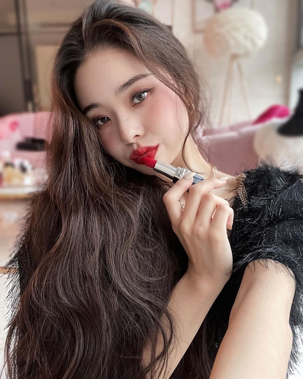 宋智雅原本就是人氣超高的美妝時尚Youtuber。