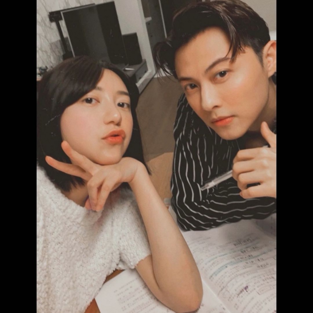 王子被爆疑似與台灣女星郭雪芙戀愛中?!