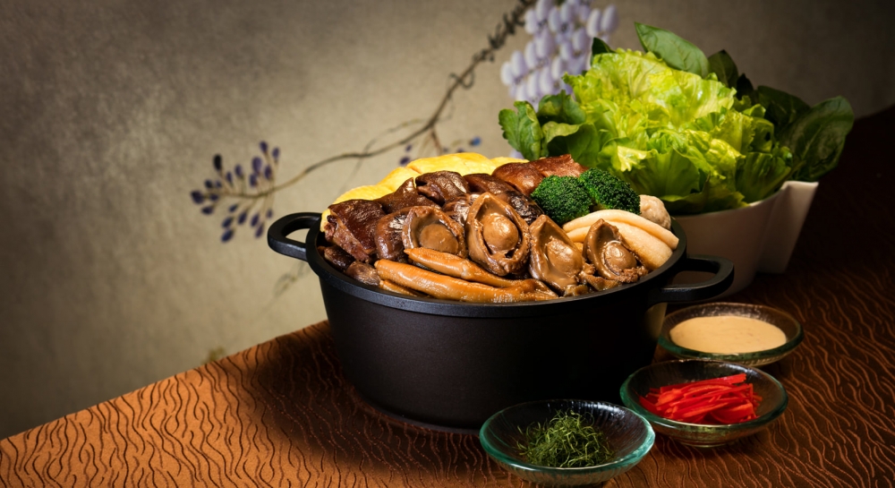 冬至盆菜2021推介 | 新同樂:鮑魚古法羊腩盆菜 配蝦籽五味農場