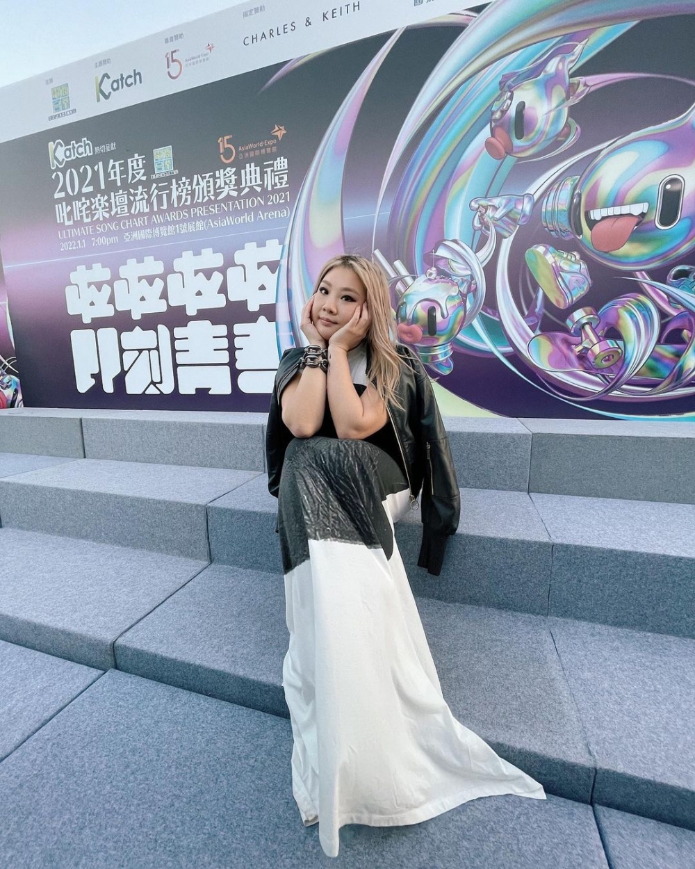 唔少人力撐欣宜今年攞女歌手金獎同最喜愛女歌手。