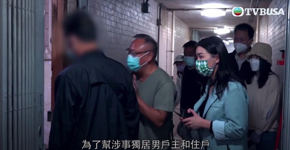 《東張西望》最近拜訪咗大埔富亨邨「曱甴屋」，引起熱話！