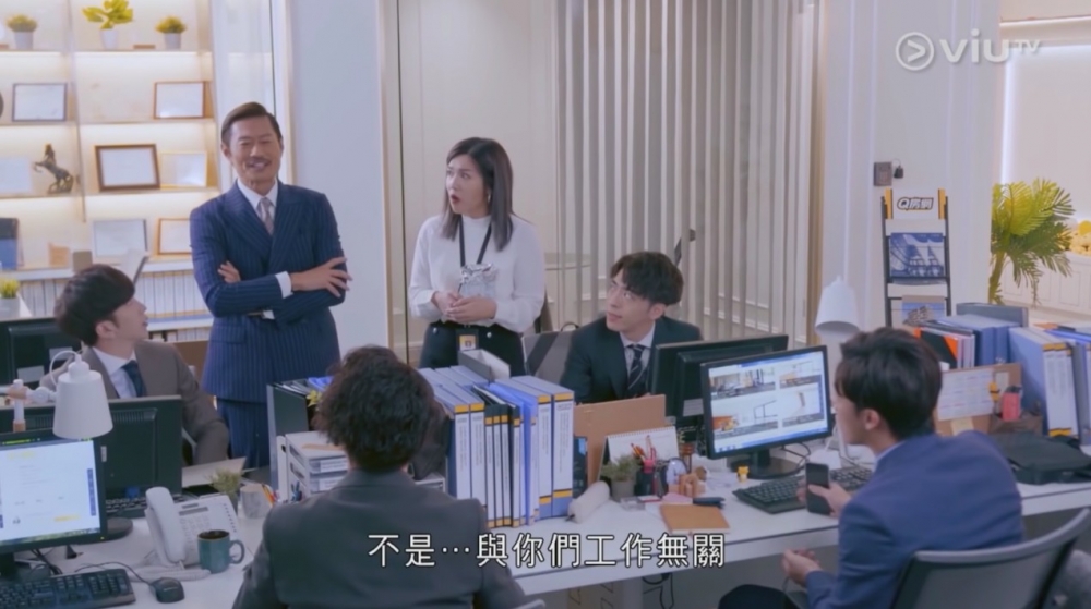 有人指曾見過新同事第2日返工打開Word,以最大字體打「我辭職」,之後就無再見過佢!