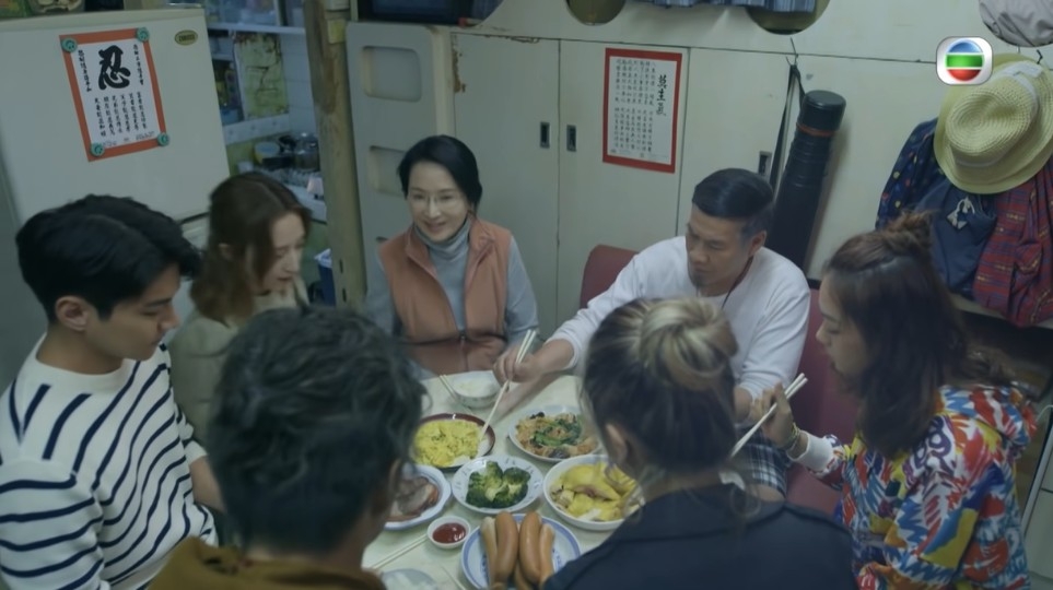 一名女網民網上發文,表示自己到男友家吃飯被男友媽媽責罵經歷