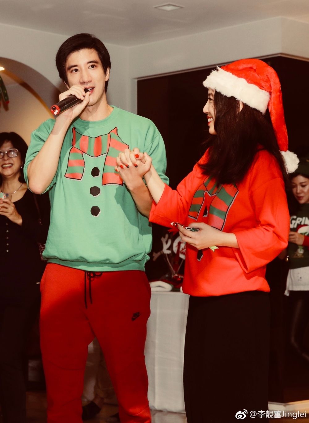 王力宏:左思右想,男人還是應該承擔起所有的責任。我不再做任何解釋和辯解,沒經營好婚姻,給家人帶來困擾,沒給大眾做好偶像該有的形象,都是我的錯。」