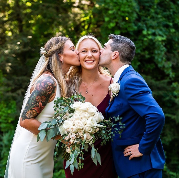 早已訂婚嘅Marty、Natasha終於要結婚，佢哋提出要Rebecca參加婚禮，更認為如果Rebecca在場一定會好難忘。