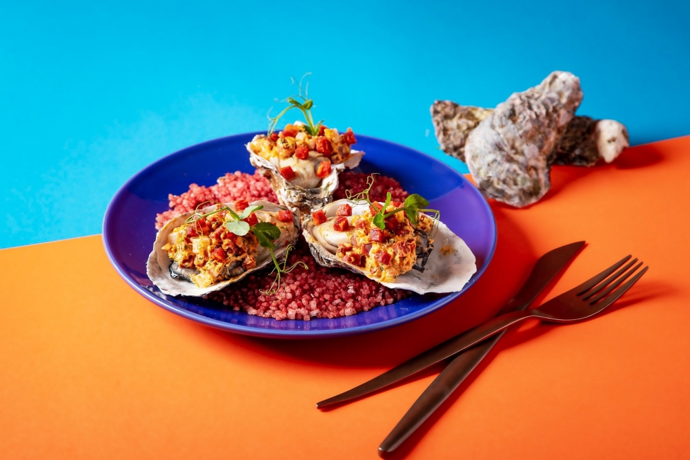 洋蔥芝士辣肉焗生蠔~