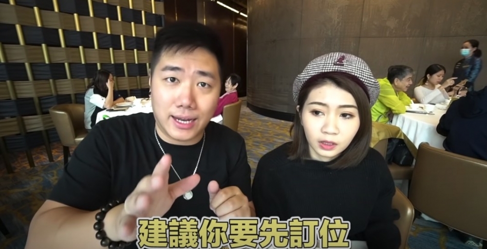 「微辣」旗下藝人加蔥(林茂發)同經理人阿晶(Jane)之前一直都有以螢幕情侶嘅形式拍片