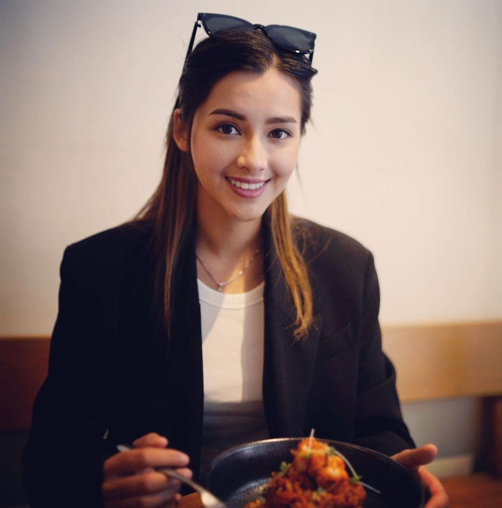 謝嘉怡經常都向網民分享日常生活，最近佢就公開咗自己屋企～