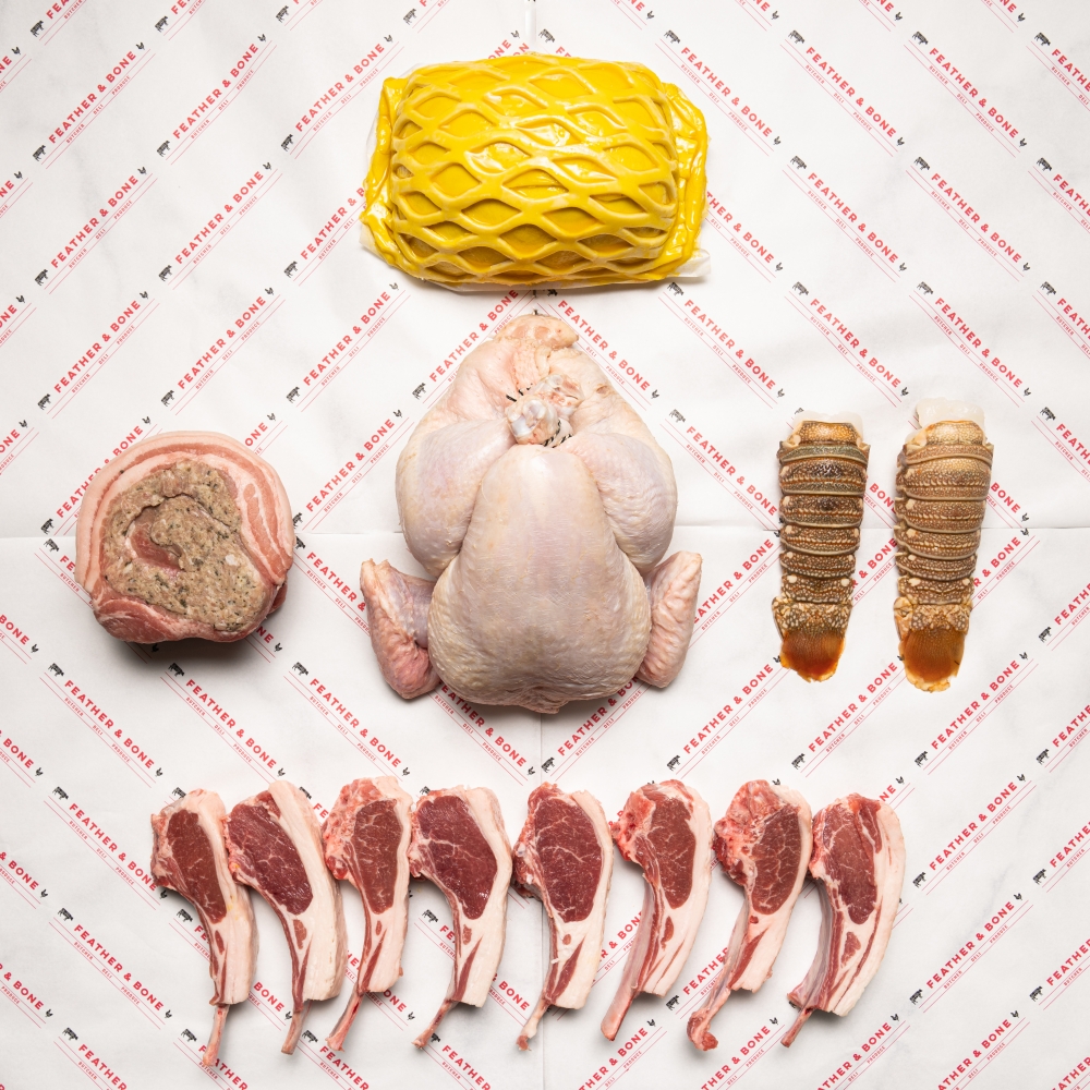 可選六至八人份的套餐，有齊威靈頓牛柳、澳洲走地雞、羊架、由走地豬製的羅馬式豬肉卷及龍蝦尾。