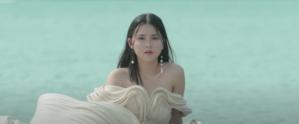 Chantel早前推出第一首個人單曲《原來談戀愛是這麼一回事》