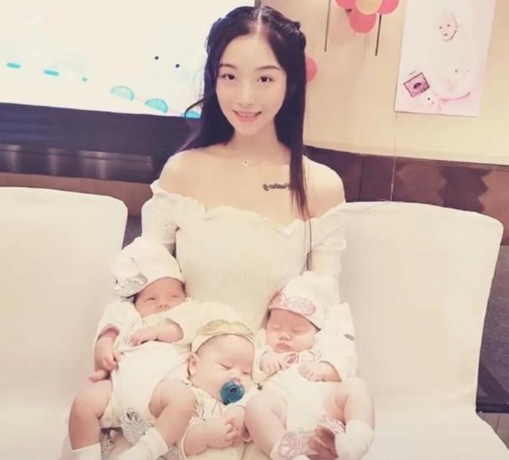 李雪珂選了一名英國男子懷試管嬰兒,終誕下混血三胞胎